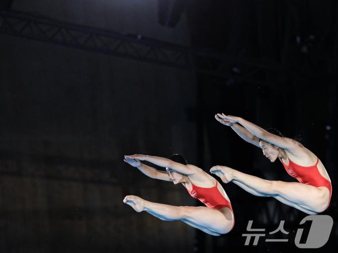 [사진] 北 조진미·김미래 '이보다 완벽할 수는 없다'
