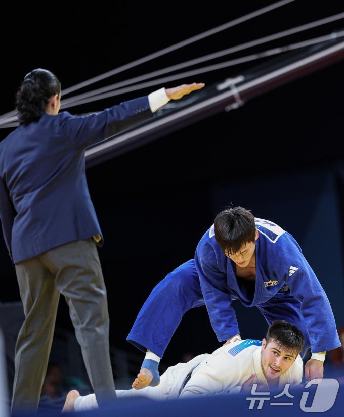 [사진] 한주엽 '8강 진출의 순간'