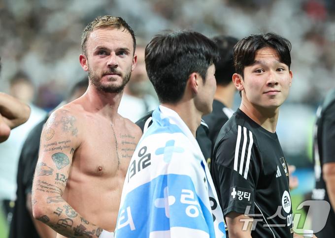 [사진] 경기 마친 양민혁