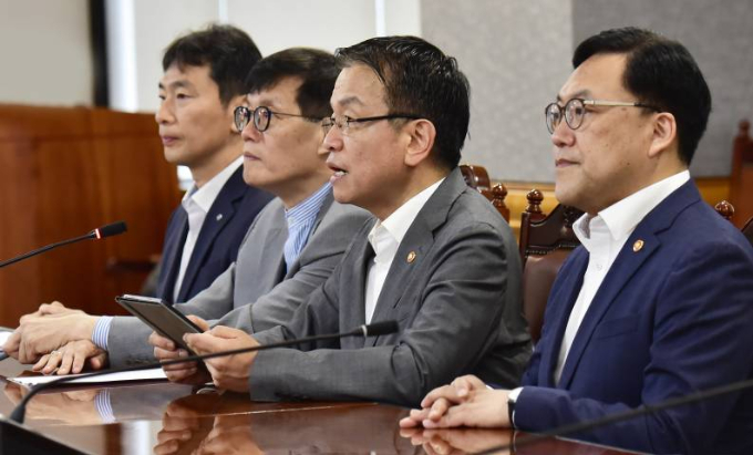최상목 경제부총리 겸 기획재정부 장관이 1일 서울 중구 명동1가 은행회관에서 진행된 거시경제금융회의에 참석, 발언을 하고 있다./사진=머니S 임한별 기자