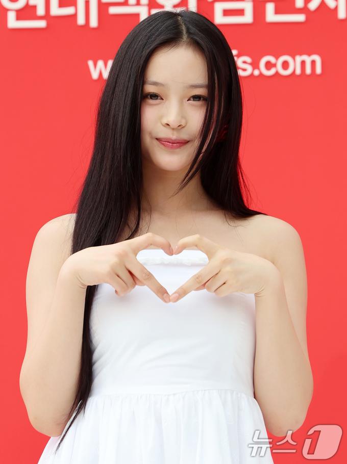 [사진] 뉴진스 하니, 내 마음 알죠?