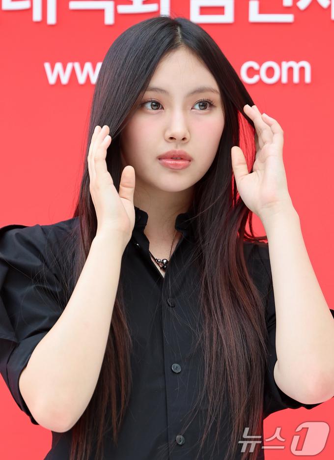 [사진] 뉴진스 혜인, 출구 없는 막내의 매력