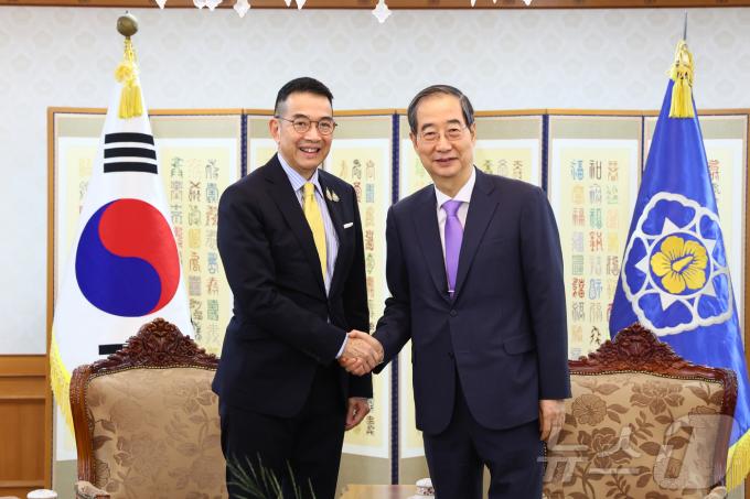 [사진] 한덕수 총리, 태국 외교장관 접견