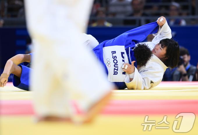 [사진] 기술 시도하는 김하윤