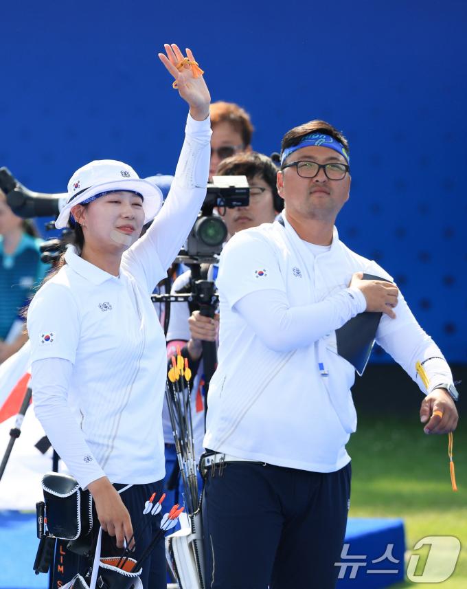 [사진] 김우진·임시현 '우리가 해냈다'