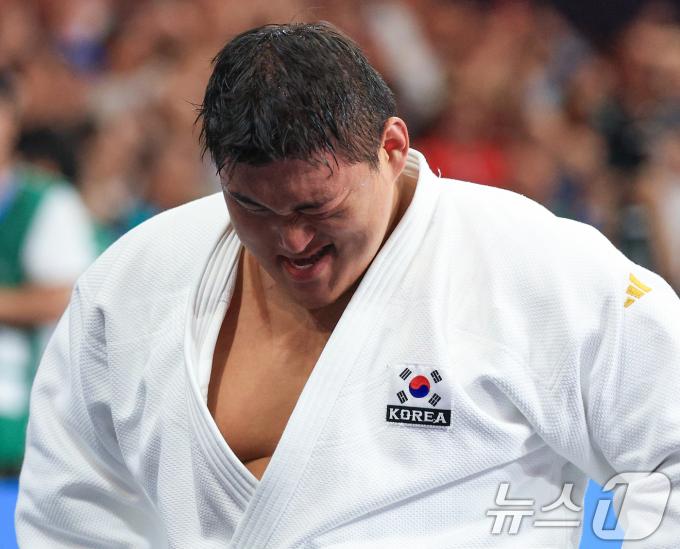 [사진] 김민종 '아쉬운 은메달…그래도 잘했다'