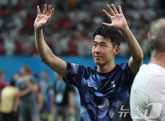 [사진] 손흥민, 응원해주셔서 고마워요!