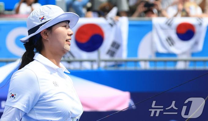 [사진] 양궁 3관왕 차지한 임시현