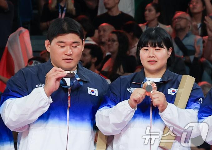 [사진] 값진 동메달 손에 든 김민종·김하윤