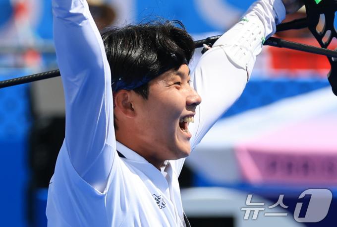[사진] 이우석 '내가 해냈다'
