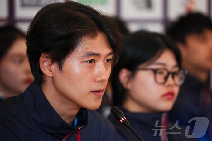 [사진] 기자회견하는 오상욱