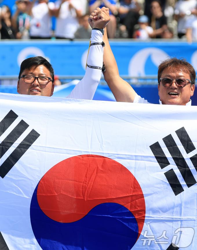 [사진] 김우진 '해냈다'