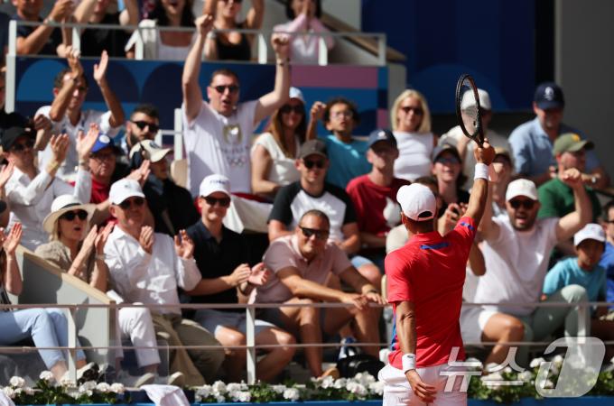 [사진] 기뻐하는 조코비치