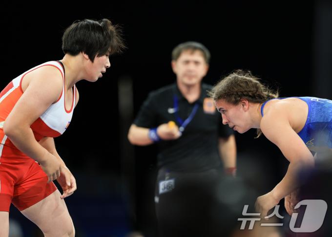 [사진] 기회 찾는 北 박솔금