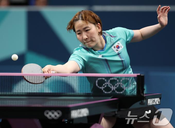[사진] 이은혜 '살짝'