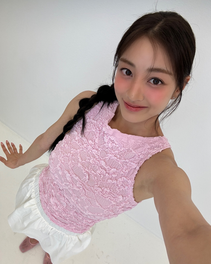 사진=지효 인스타그램