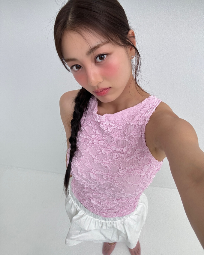 사진=지효 인스타그램