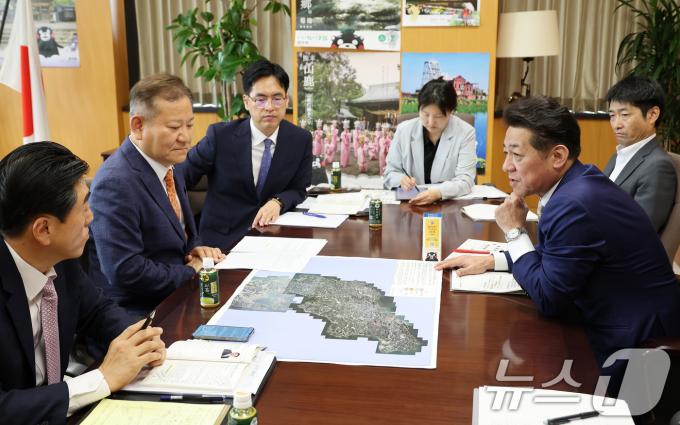 [사진] 이상민 장관, 일본 방재담당대신 접견