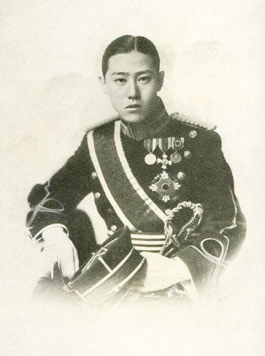 이우. (출처: Unknown, 흑백사진(1937), Wikimedia Commons, Public Domain Dedication)