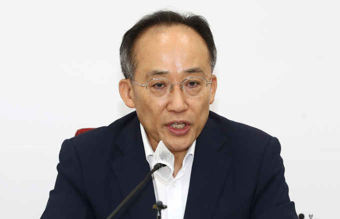 추경호 국민의힘 원내대표가 더불어민주당에 민생 법안 처리를 위해 8월 임시국회 정쟁 휴전하자는 제안을 건넸다. 사진은 추 원내대표가 7일 서울 여의도 국회에서 현안 관련 기자간담회를 하는 모습. /사진=뉴스1