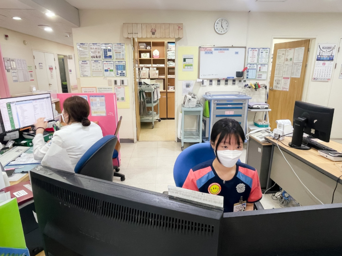 온종합병원 간호사실 모습/사진=온종합병원