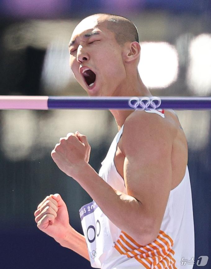 [사진] 우상혁 '짜릿한 올림픽'