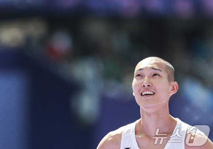 [사진] 아쉬워하는 우상혁