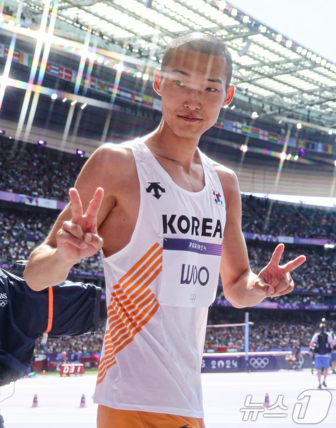 [사진] 기뻐하는 우상혁