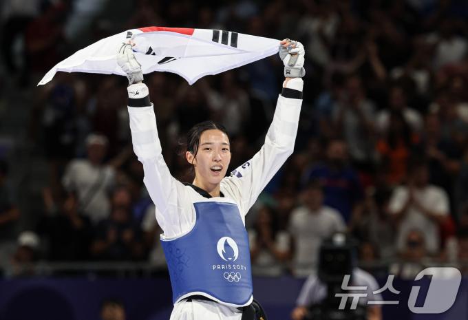 [사진] 김유진 '16년만에 57kg급 金'