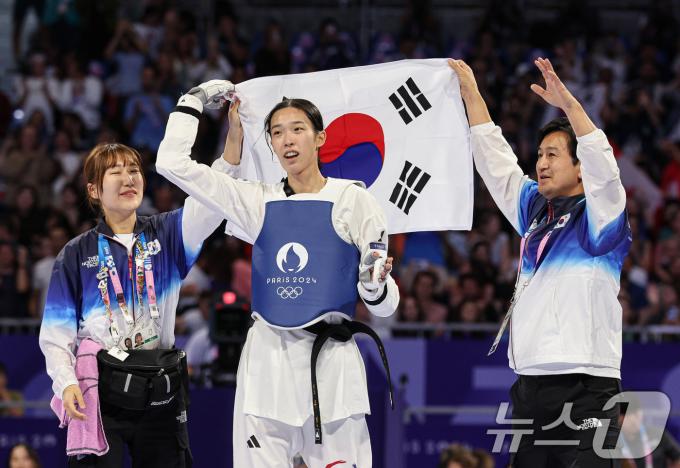 [사진] 김유진 '해냈다'
