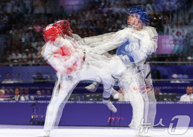 [사진] 빠른 공격 이어가는 김유진
