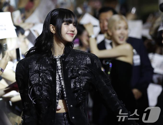 [사진] 리사, 너무 예쁜 사랑꾼