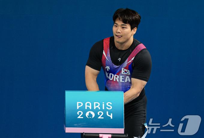 [사진] 인상 1차시기 도전 나서는 유동주
