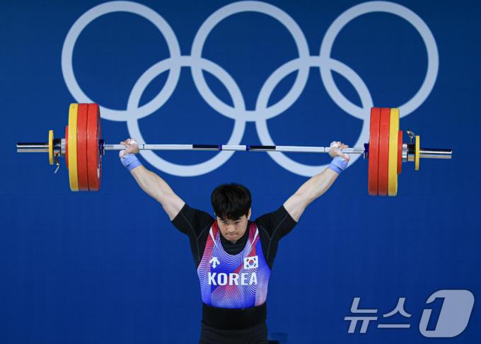 [사진] 인상 163kg 2차시기 성공하는 유동주