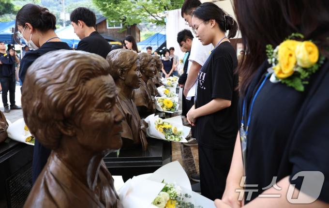 [사진] '할머니를, 평화를 생각합니다'