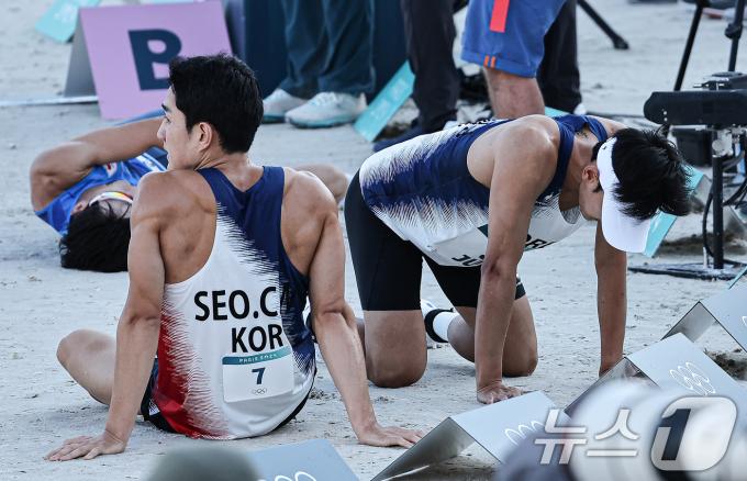[사진] 경기 마친 전웅태·서창완