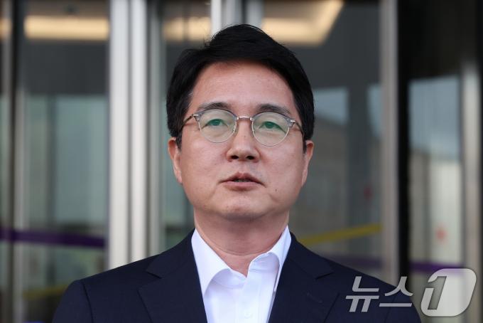 심우정 검찰총장 후보자가 11일 오후 경기 과천 법무부 청사 앞에서 후보자 지명 관련 소감을 밝히고 있다. 2024.8.11/뉴스1 ⓒ News1 장수영 기자