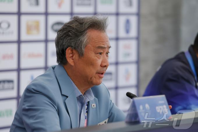 [사진] 올림픽 선수단 결산보고하는 이기흥 체육회장