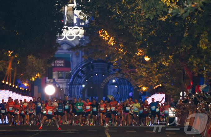 [사진] 나도 올림픽 마라토너 ‘미드나잇 인 파리’