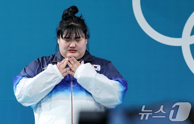 [사진] 눈물 훔치는 '포스트 장미란' 박혜정