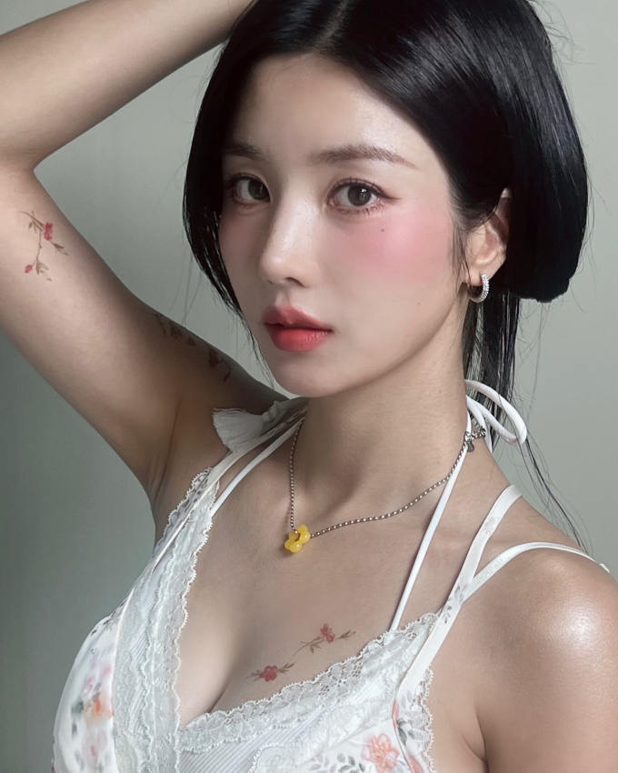 사진=권은비 인스타그램