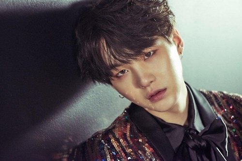 그룹 방탄소년단 슈가가 전동스쿠터 음주운전 혐의를 받는 가운데 그의 복무태만에 대한 목격담이 흘러나왔다. /사진=빅히트 제공