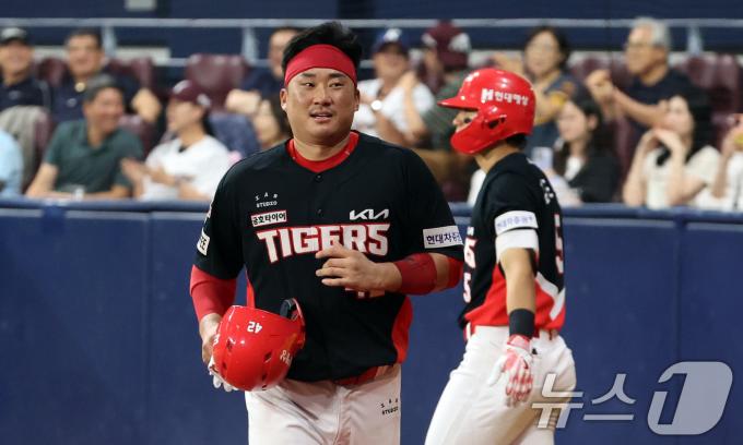 [사진] 선취첨 올리는 KIA 김태군