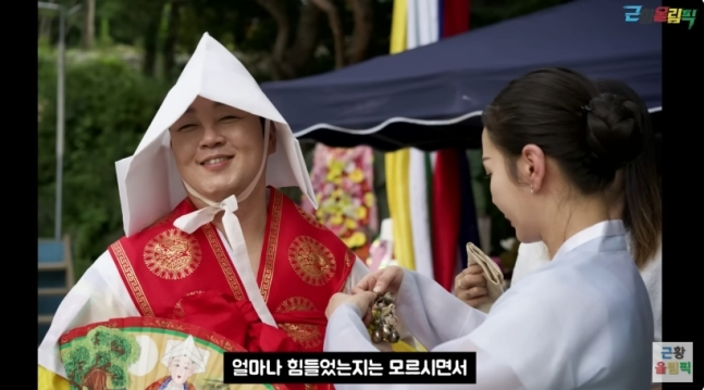 아역배우 출신 이건주가 무속인이 된 계기와 이후 근황을 밝혔다. /사진='근황올림픽' 유튜브 캡처