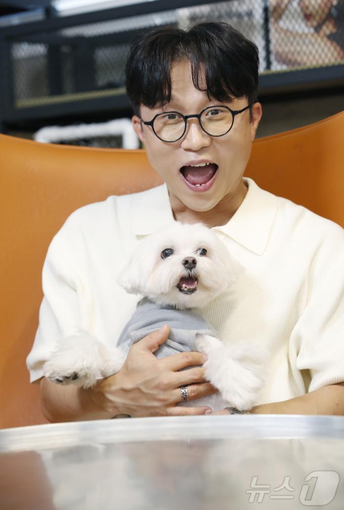 코미디언 박성광과 반려견 광복이 ⓒ News1 권현진 기자