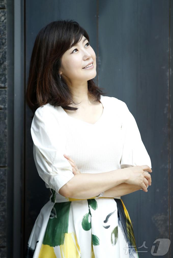 [사진] 강수정, 남다른 분위기