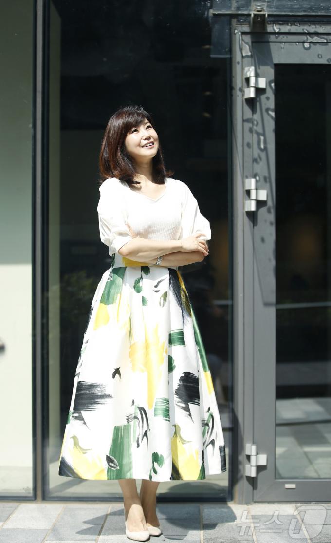 [사진] '금융인♥' 강수정, 고아한 자태
