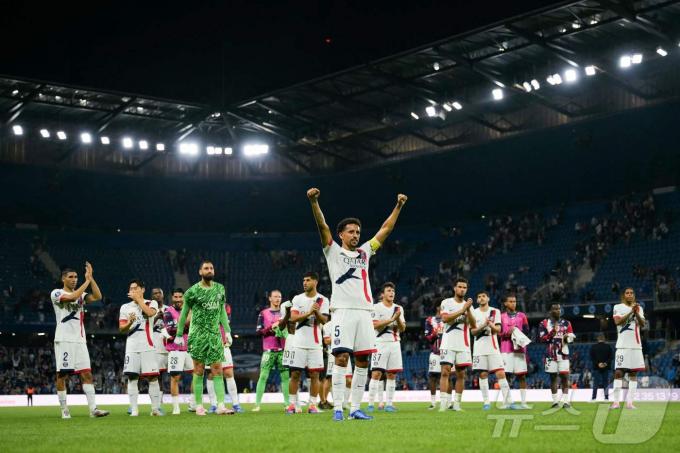 르아브르를 꺾은 뒤 기뻐하는 PSG 선수들 ⓒ AFP=뉴스1