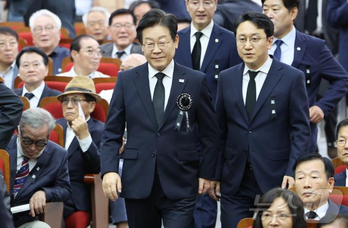 [사진] 이재명 전 대표, DJ 추도식 참석