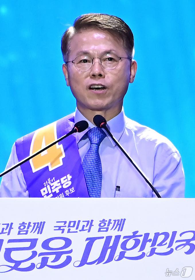 [사진] 정견발표하는 민형배 후보